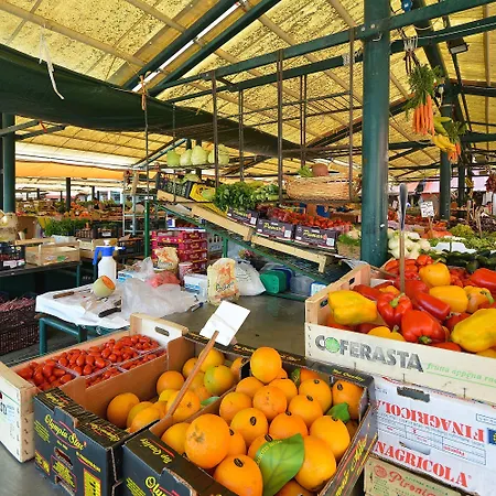 Rialto-stua-market ונציה